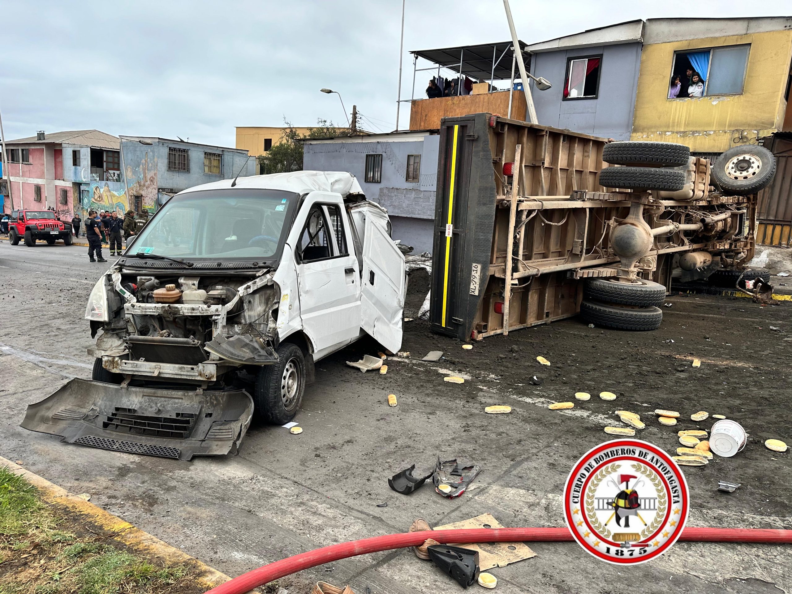Accidente fatal dejó un fallecido y cinco lesionados en Avenida Salvador Allende Accidente fatal dejó un fallecido y cinco lesionados en Avenida Salvador Allende