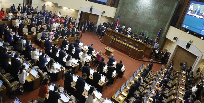 Diputados asumen nuevo periodo legislativo: Antofagasta renueva representantes en el Congreso Diputados asumen nuevo periodo legislativo: Antofagasta renueva representantes en el Congreso