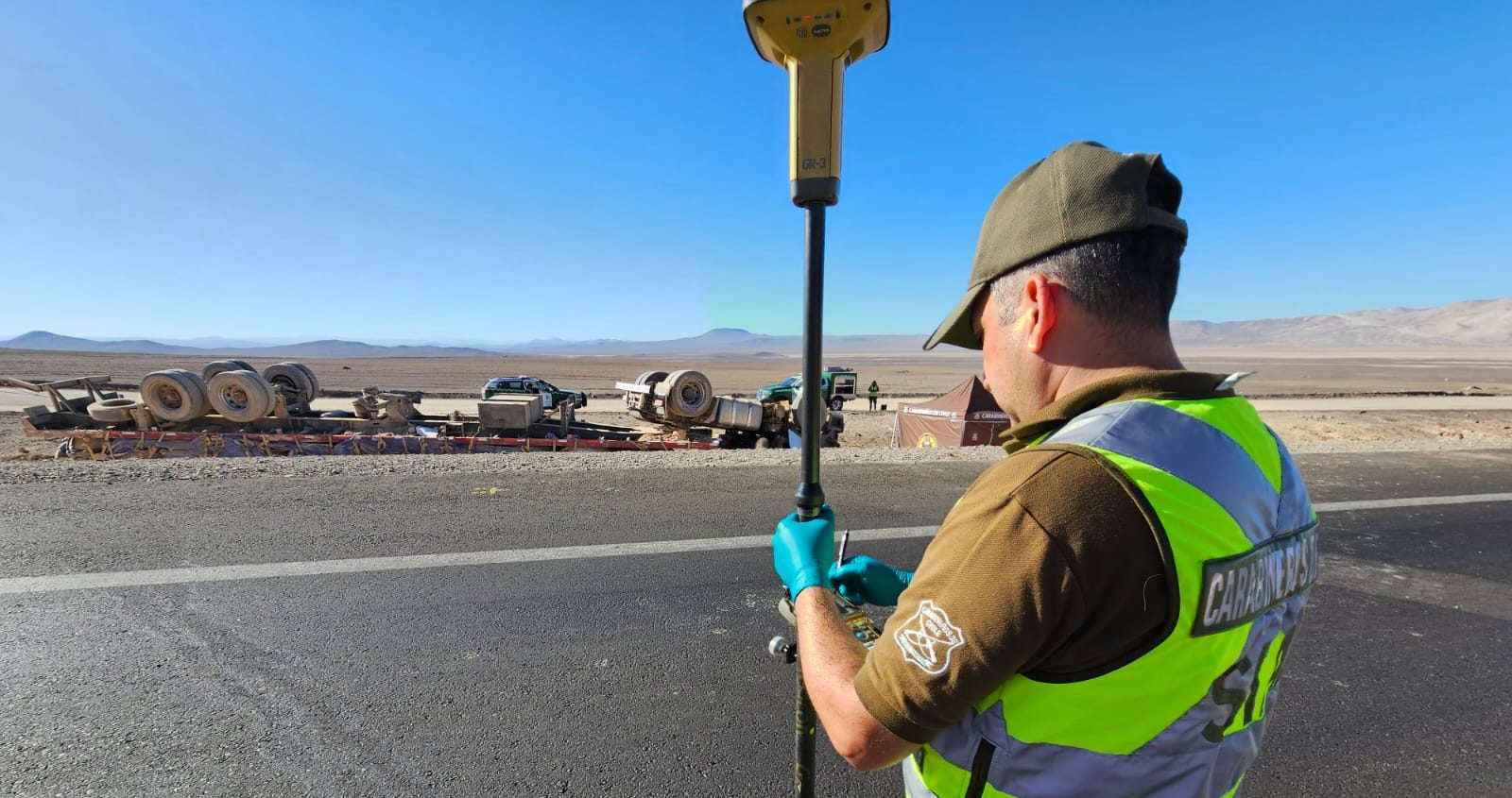 Conductor de camión murió tras choque y volcamiento en la comuna de Taltal