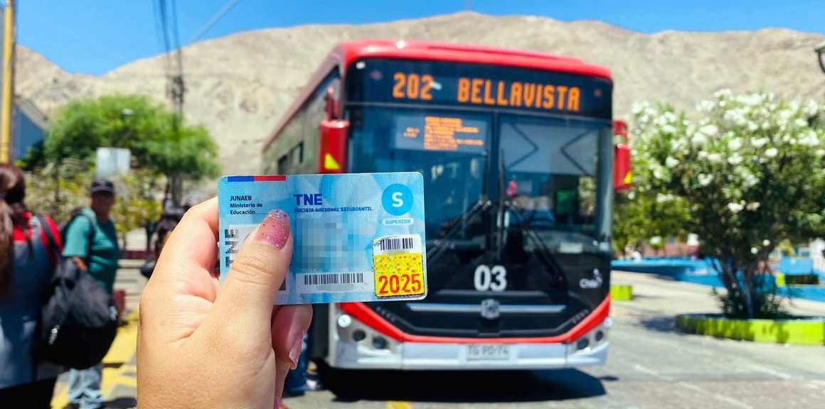 Antofagasta: Masivo trámite de TNE ante inminente inicio de pago electrónico en las micros