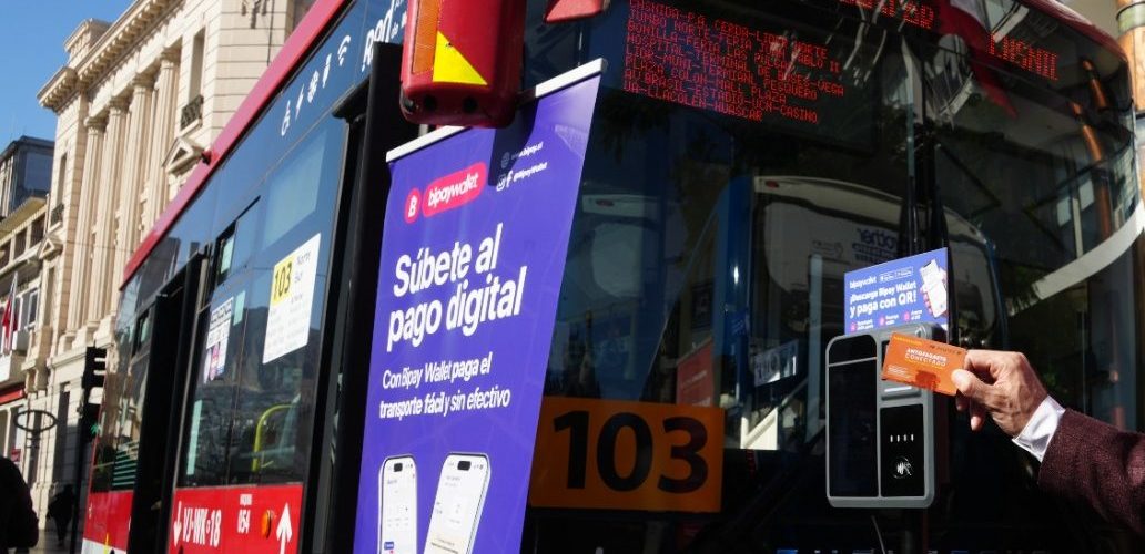 Fin de las «peceras» en las micros: Julio comienza con el debut del pago 100% electrónico en Antofagasta, Calama y Tocopilla en medio de largas filas y visiones divididas