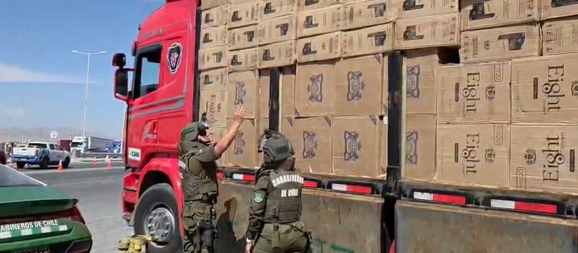 Carabineros realizó en María Elena la mayor incautación de cigarrillos de contrabando en Chile