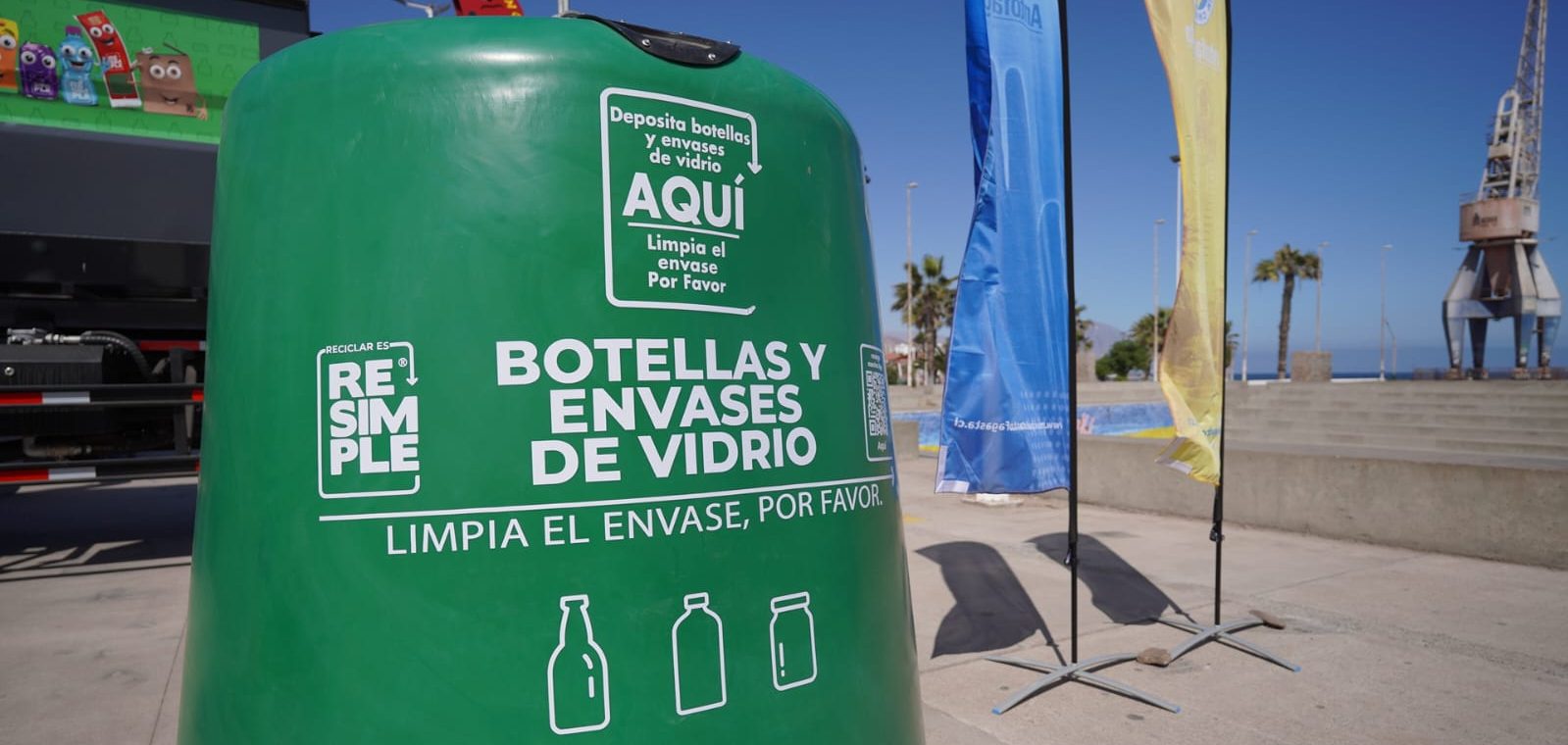 Antofagasta instalará 67 campanas de reciclaje de vidrio desde Coloso hasta Costa Laguna