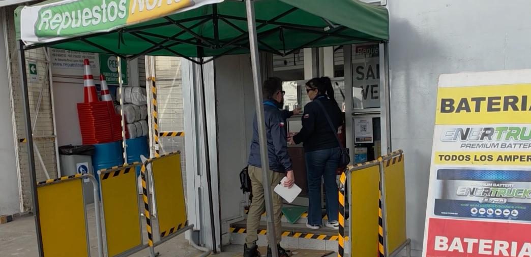 Municipio cursará multas a vecinos y comerciantes que tengan sucio su frontis en Antofagasta Municipio cursará multas a vecinos y comerciantes que tengan sucio su frontis en Antofagasta