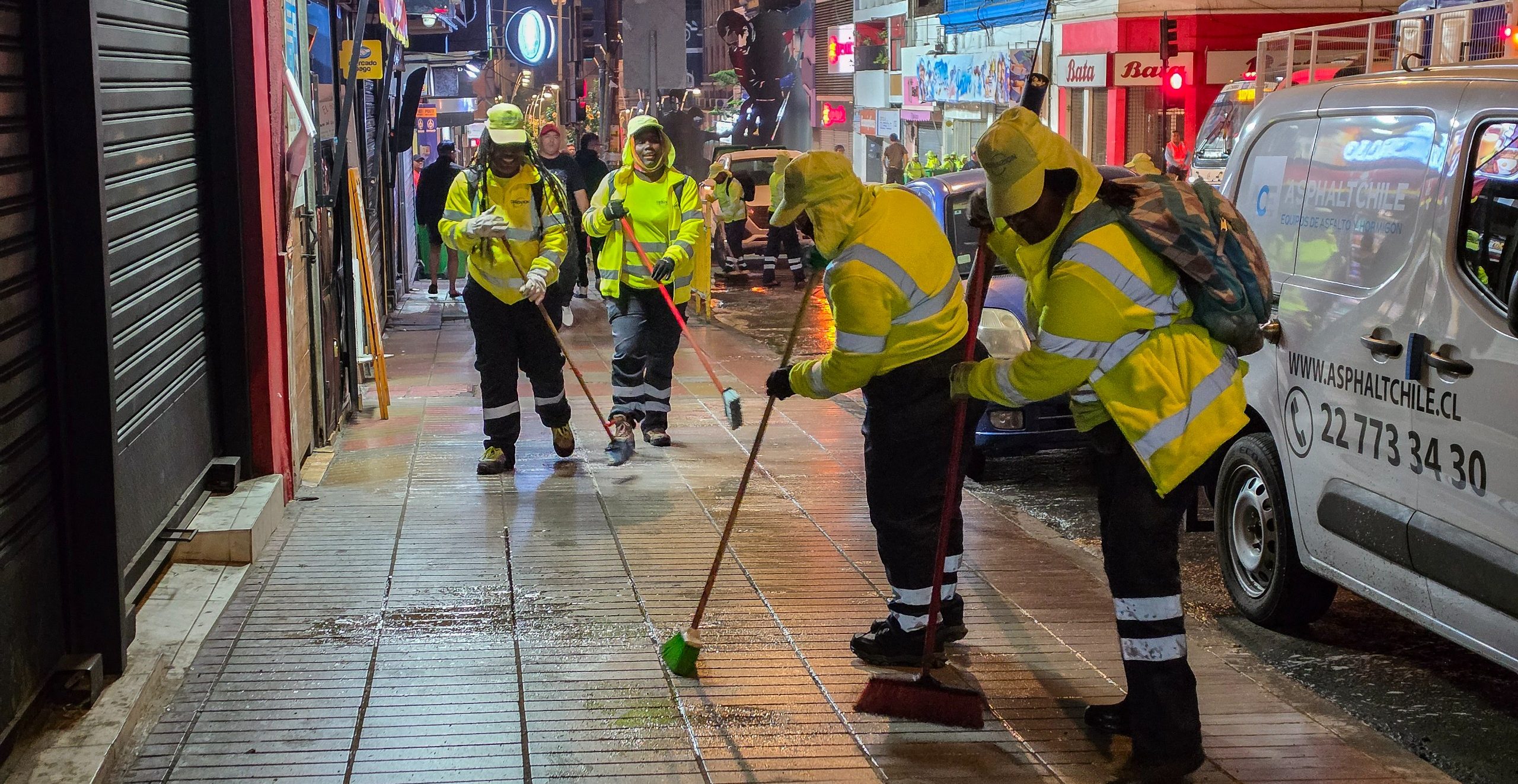 Nuevo servicio de barrido reforzará la limpieza de calles y espacios públicos en Antofagasta