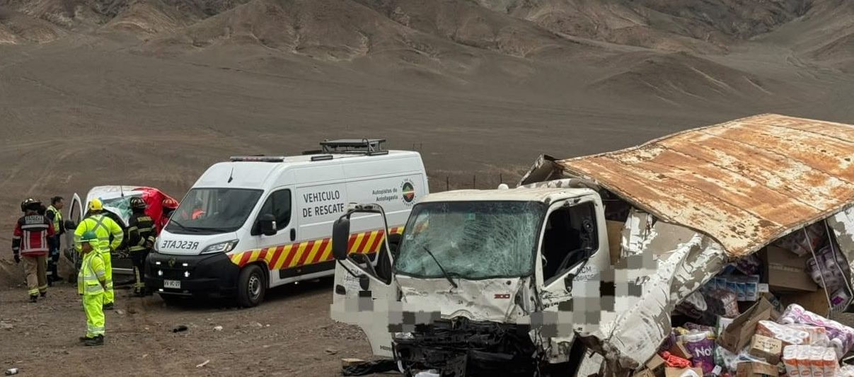 Trágico accidente en la Ruta B-400: Colisión múltiple deja un fallecido y dos lesionados en Antofagasta